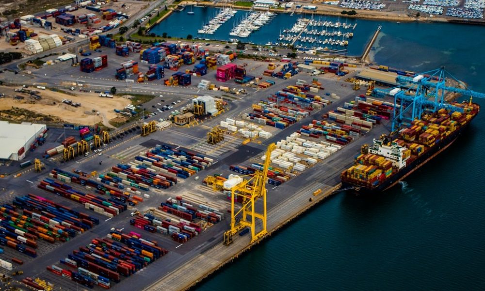 Alex Duffy na Unsplash